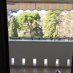 Laura *
