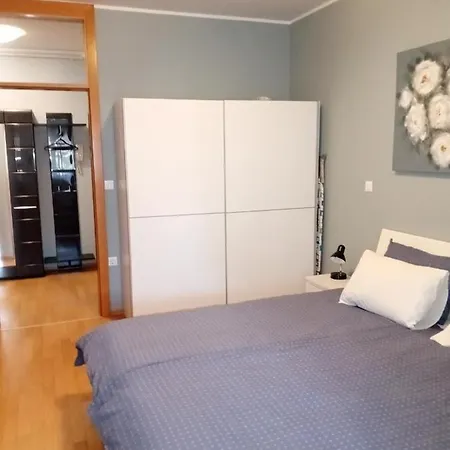 Laura Apartment *